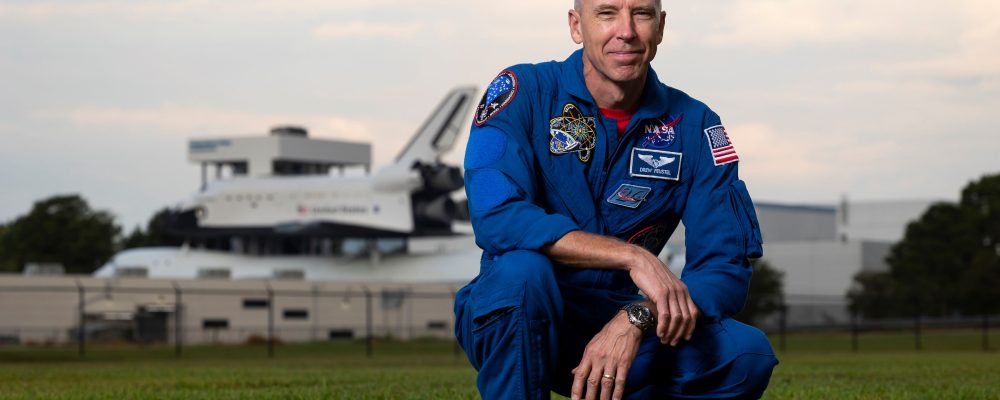 Veteran NASA Astronaut Feustel Named NYU Abu Dhabi Commencement Speaker